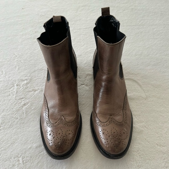 Lillybee Kristin Distressed Brown Black Slip On Ankle Boots Size 8.5 - Picture 3 of 10